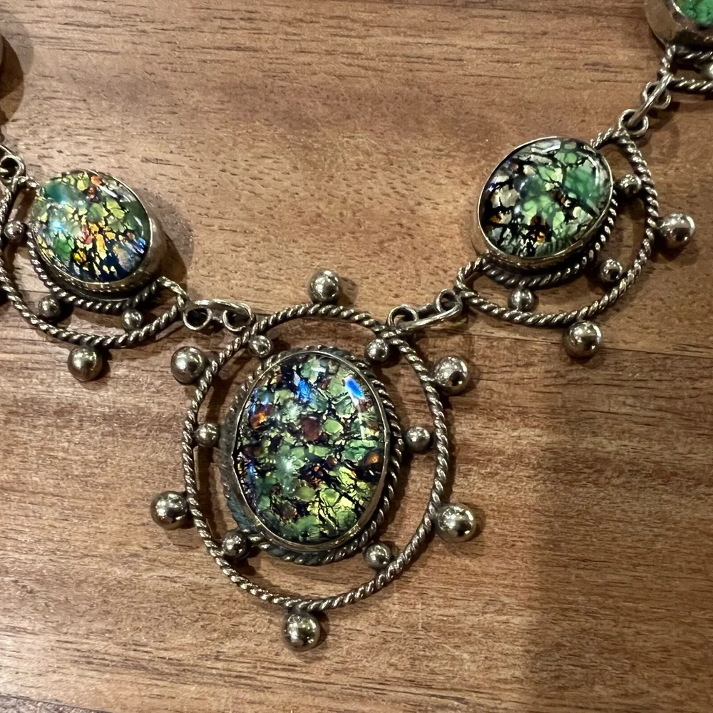 Vintage 1970ies Silver and Green Statement Necklace - Picture 2 of 5